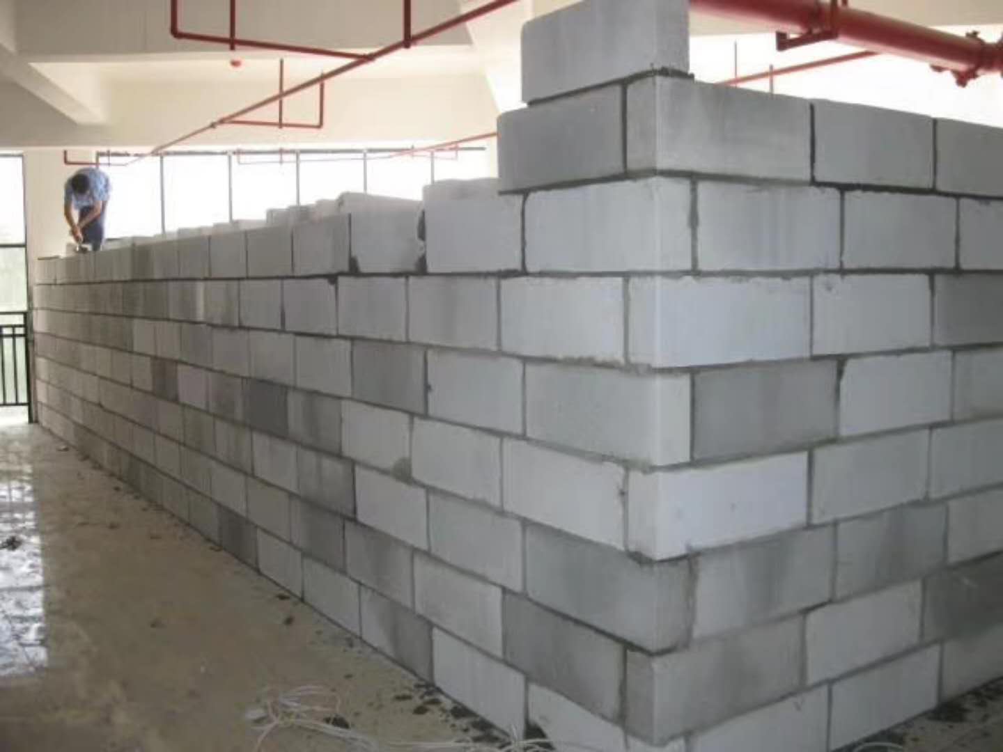 离石蒸压加气混凝土砌块承重墙静力和抗震性能的研究